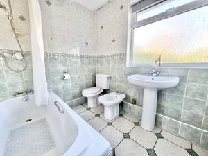 Photo 15- click for photo gallery